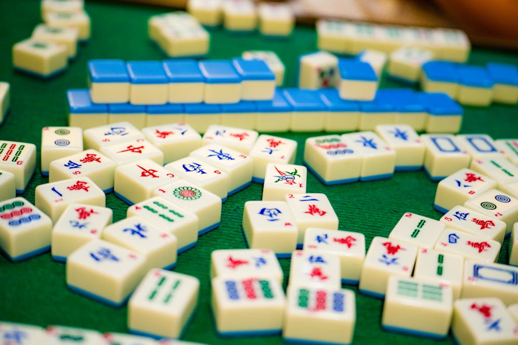 Mahjong wall, turns and flow