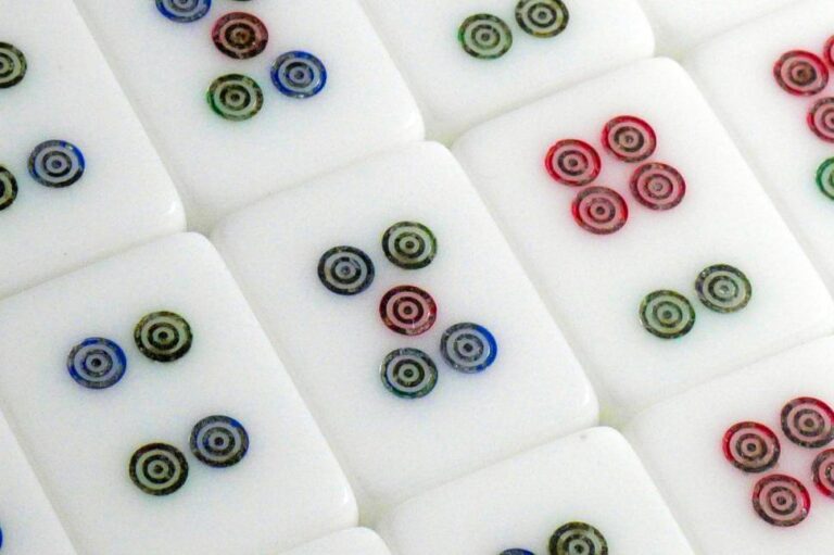 Mahjong hand structure